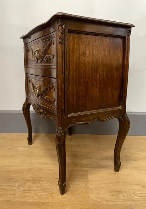 路易十五风格抽屉柜