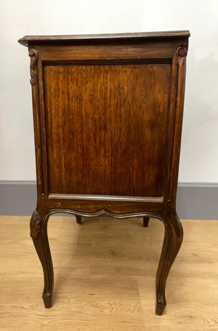 路易十五风格抽屉柜