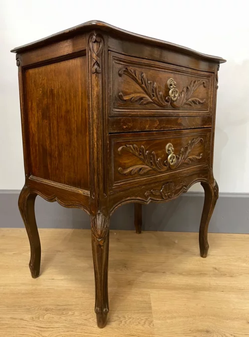 路易十五风格抽屉柜