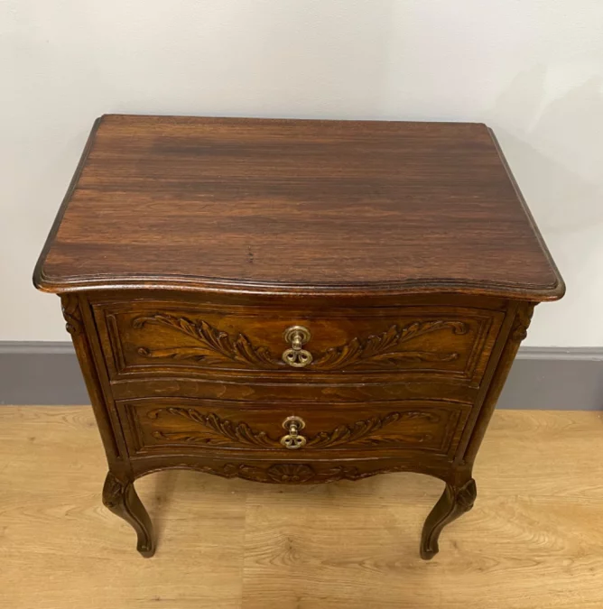 路易十五风格抽屉柜