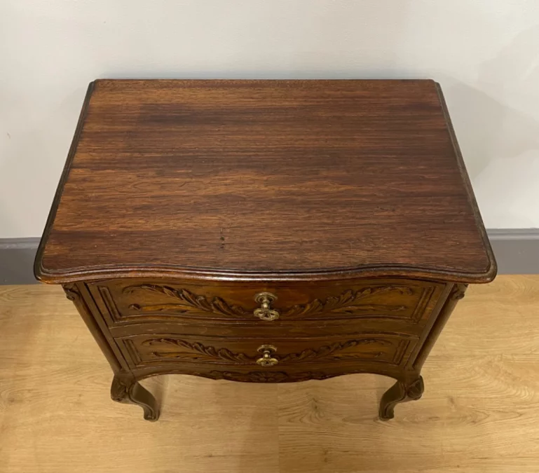 路易十五风格抽屉柜