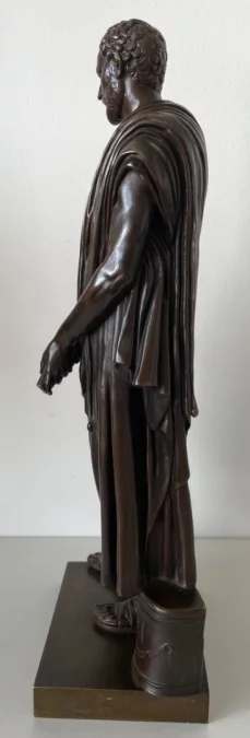 德摩斯梯尼青铜雕像