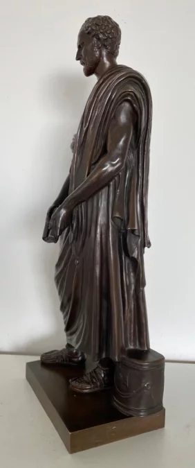 德摩斯梯尼青铜雕像