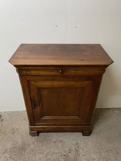 路易·菲利普风格橱柜