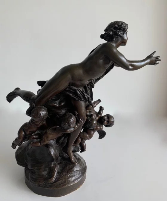 クロディンによるブロンズ彫刻