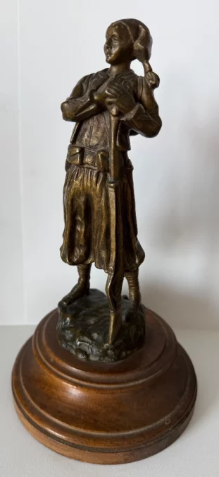 BRONZE FIGURE OF A  ZOUAVE