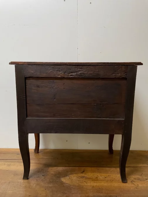 Small Walnut Chest Of Drawers With Curved Front