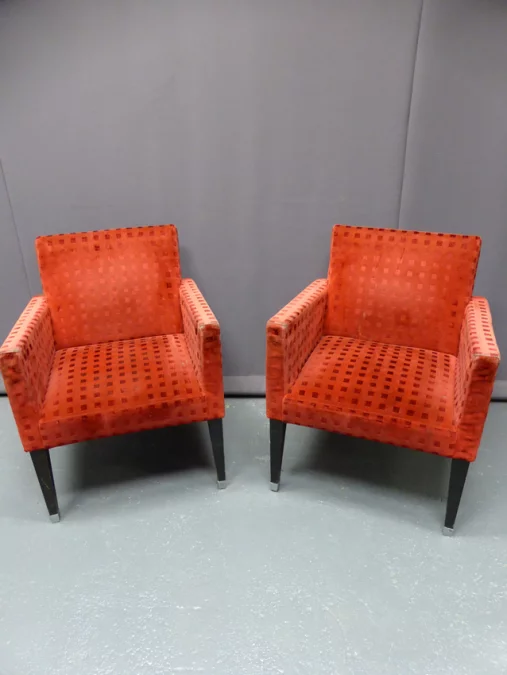 PAREJA DE BUTACAS DEL SIGLO XX