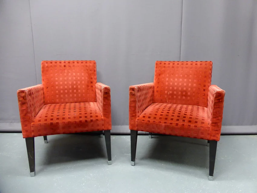 PAREJA DE BUTACAS DEL SIGLO XX