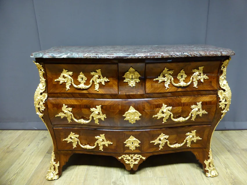 LOUIS XVI PERIODO COFRE DE CAJONES