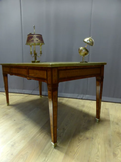 LOUIS XVI STYLE DESK