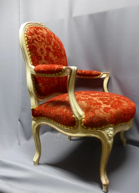PAREJA DE LOUIS XV SILLONES DE ESTILO
