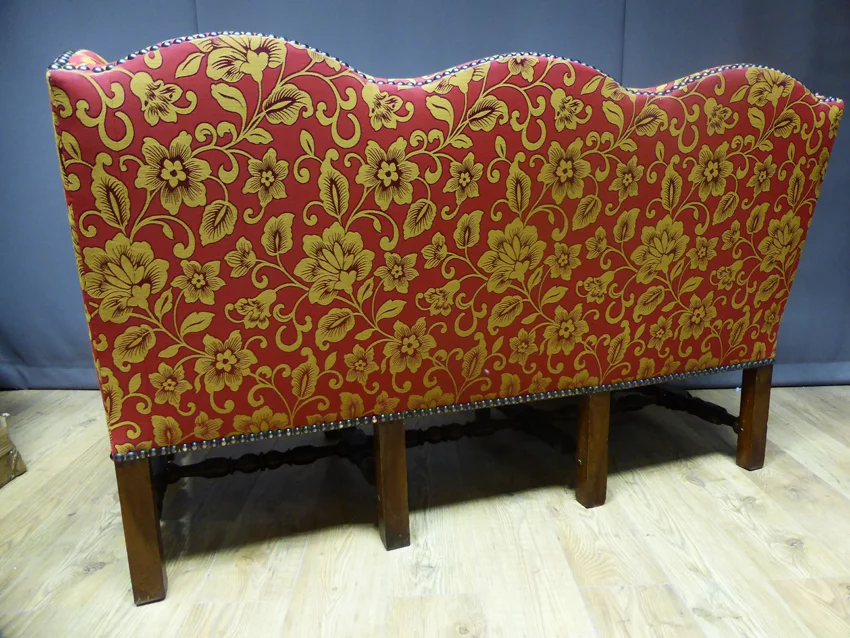 LOUIS XIII PERIOD SETTEE