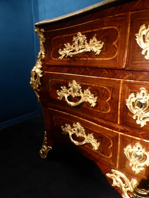 PERÍODO DE REGENCIA FRANCESA COFRE DE CAJONES