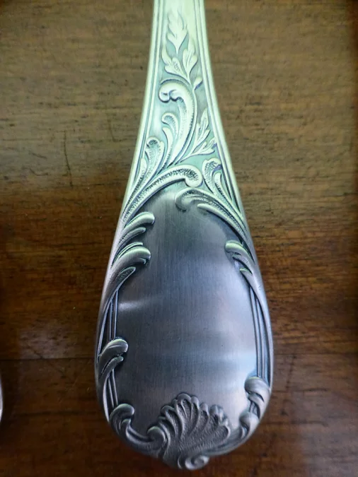 CUBIERTOS DE PLATO DE PLATA DE NAVIDAD