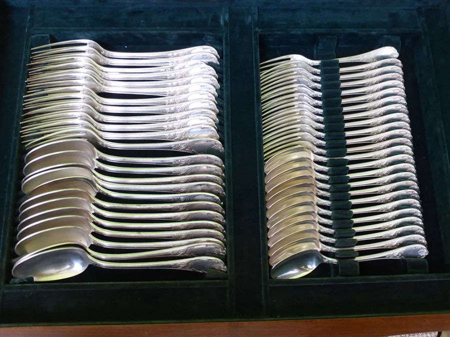 CUBIERTOS DE PLATO DE PLATA DE NAVIDAD