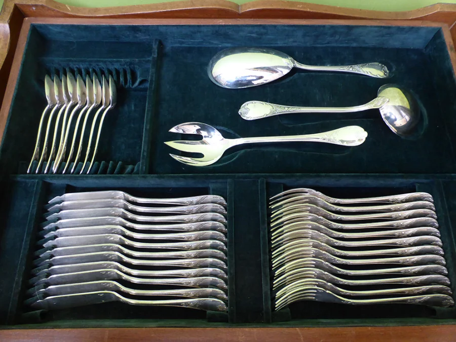 CUBIERTOS DE PLATO DE PLATA DE NAVIDAD