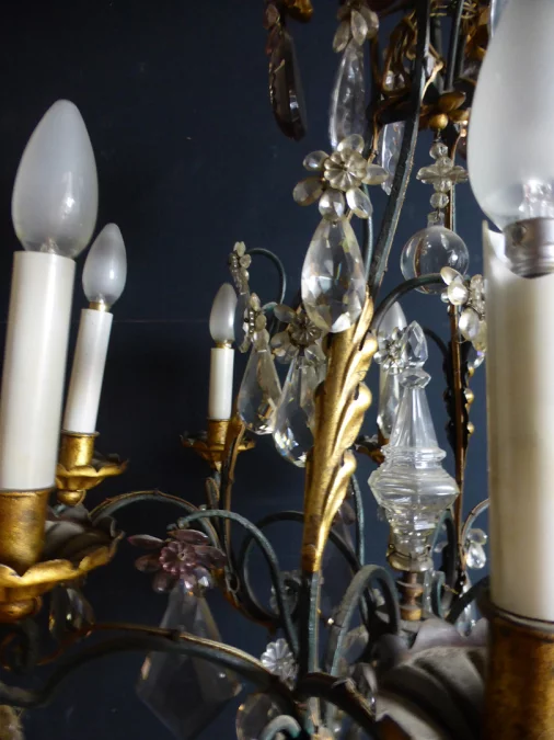 LUZ DE HIERRO FORJADO