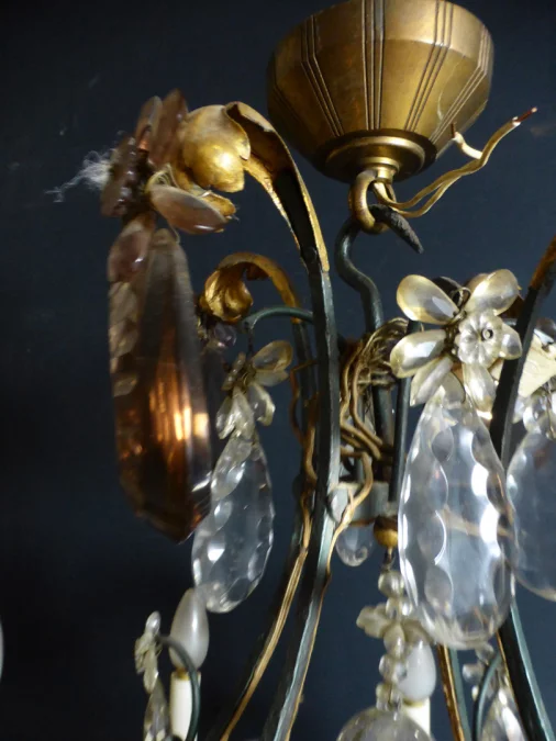 LUZ DE HIERRO FORJADO