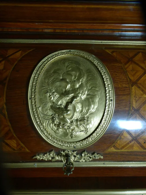 ESCRITORIO SUPERIOR DEL CILINDRO