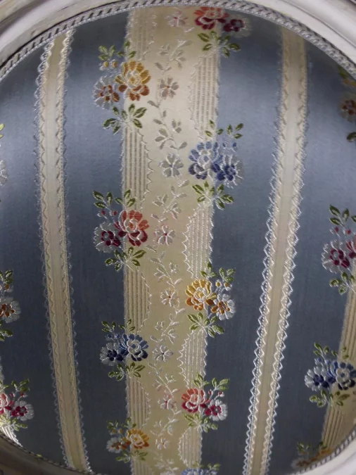 PAREJA DE SILLONES ESTILO LOUIS XVI