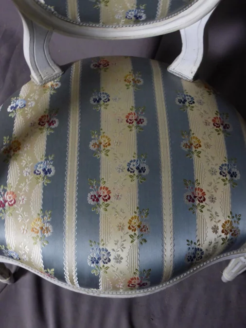 PAREJA DE SILLONES ESTILO LOUIS XVI