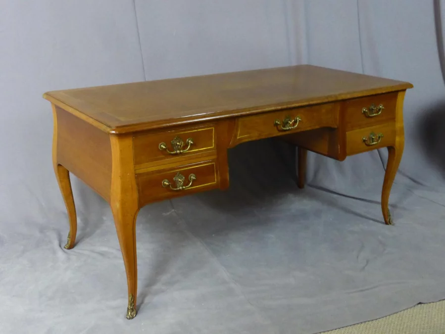 ESCRITORIO ESTILO LOUIS XV