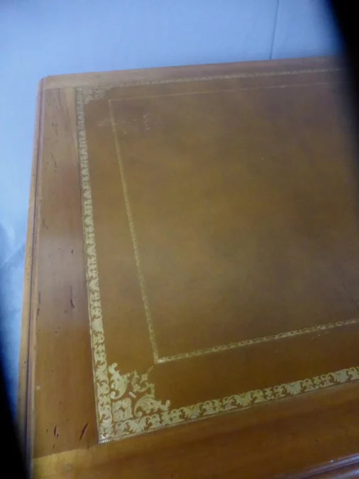 ESCRITORIO ESTILO LOUIS XV