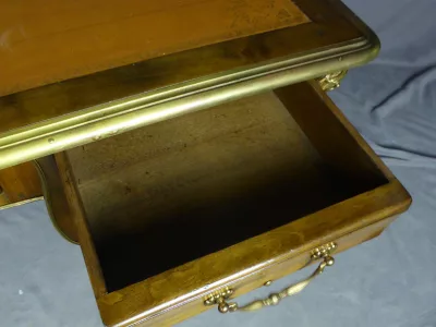 ESCRITORIO ESTILO LOUIS XV