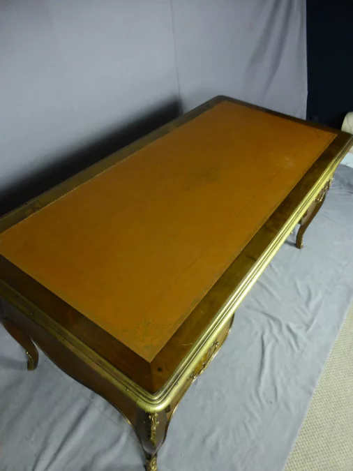 ESCRITORIO ESTILO LOUIS XV