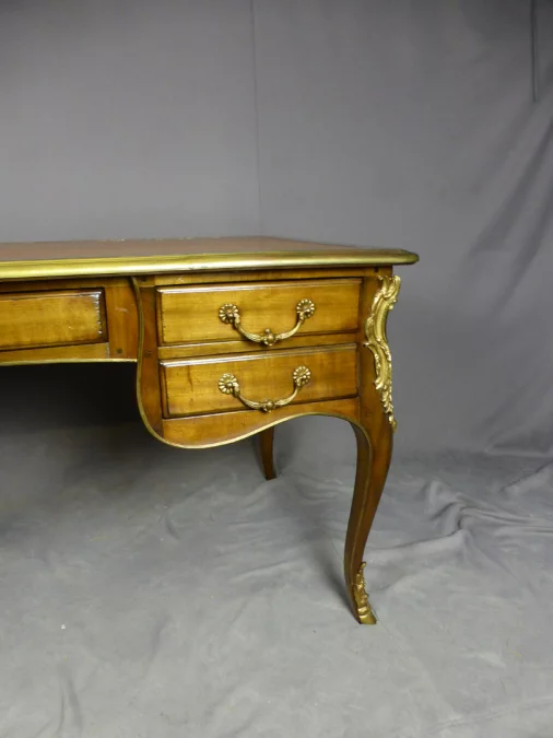 ESCRITORIO ESTILO LOUIS XV