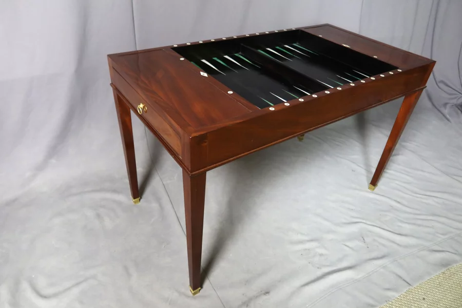 MESA DE CARTAS ESTILO LOUIS XVI