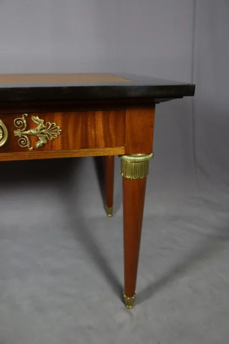 ESCRITORIO firmado CHALEYSSIN