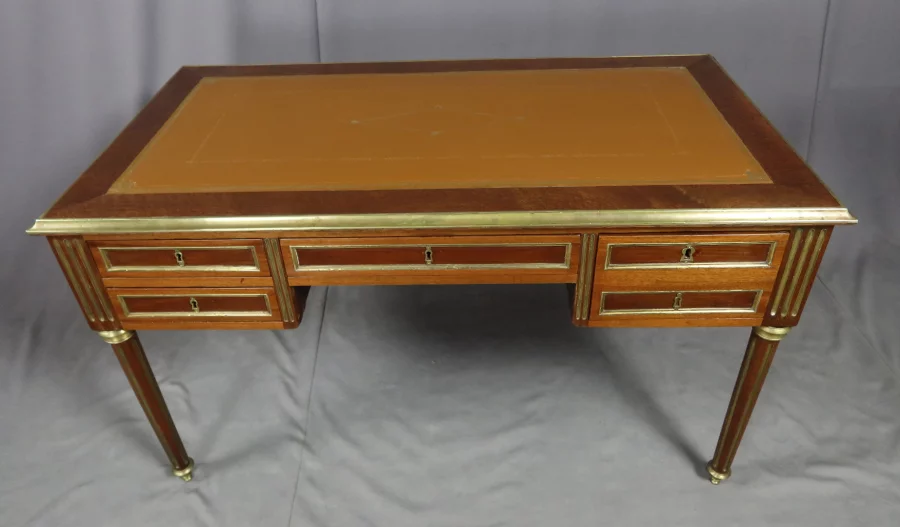 ESCRITORIO ESTILO LUIS XVI