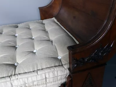 CAMA DE RESTAURACIÓN FRANCESA