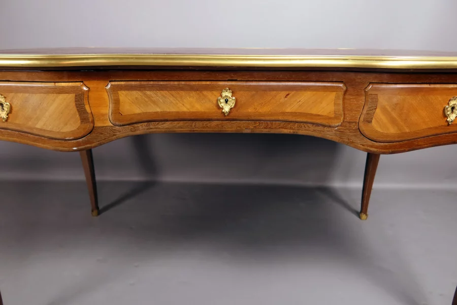 ESCRITORIO ESTILO LUIS XV