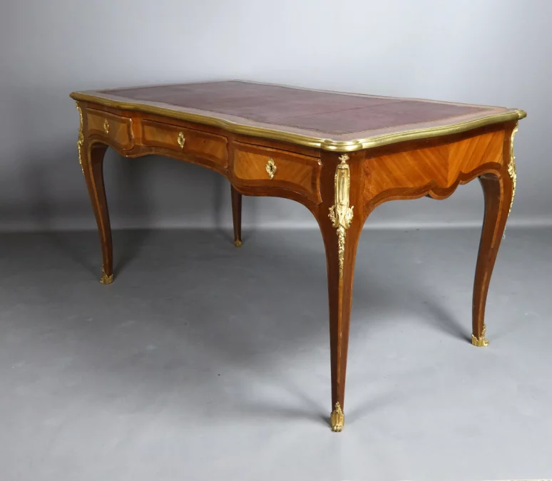 ESCRITORIO ESTILO LUIS XV