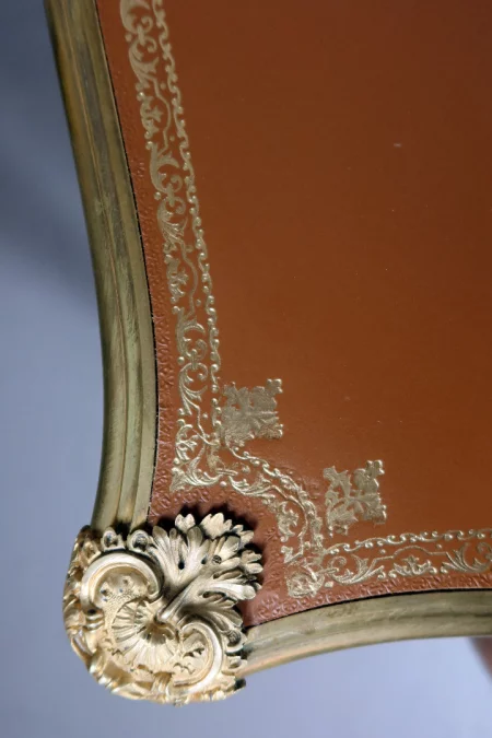 ESCRITORIO ESTILO LUIS XV