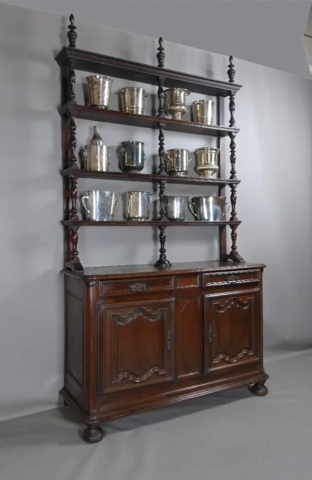 CÓMODA DEL SIGLO XVIII