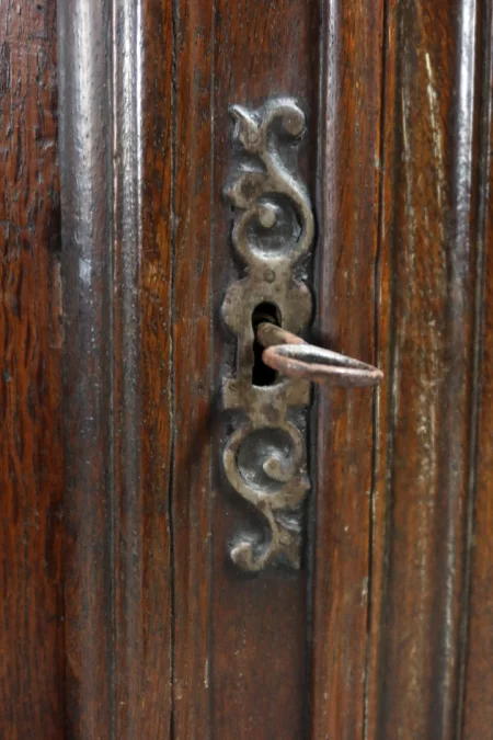 CÓMODA DEL SIGLO XVIII