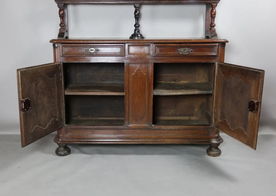 CÓMODA DEL SIGLO XVIII