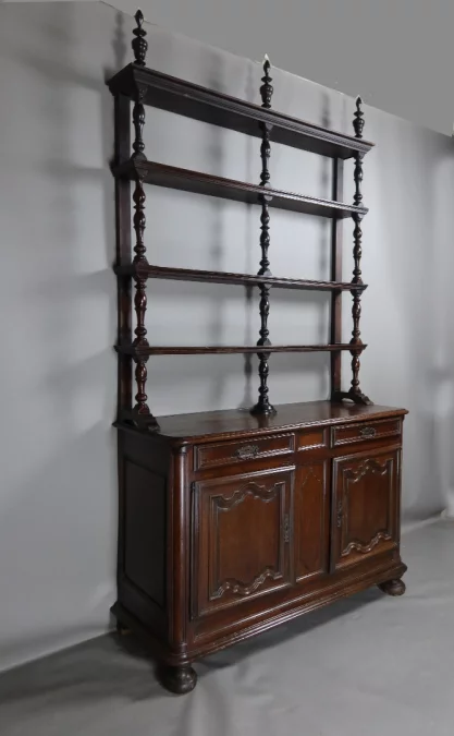 CÓMODA DEL SIGLO XVIII