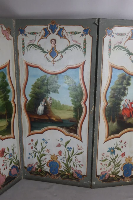 NINETEENTH CENTURY SCREEN