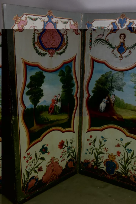 NINETEENTH CENTURY SCREEN