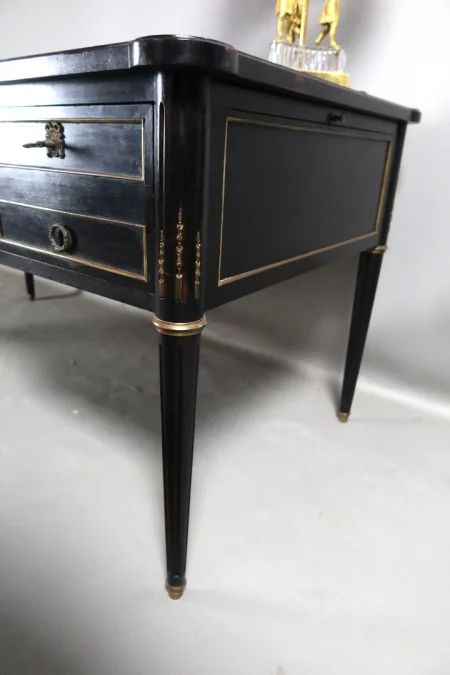 ESCRITORIO ESTILO LUIS XVI