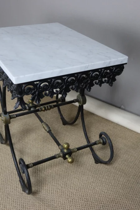 MESA DE HIERRO FORJADO