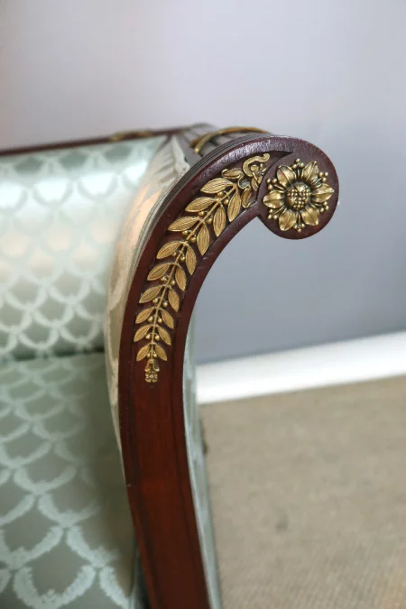 SOFÁN FRANCÉS DEL SIGLO XIX