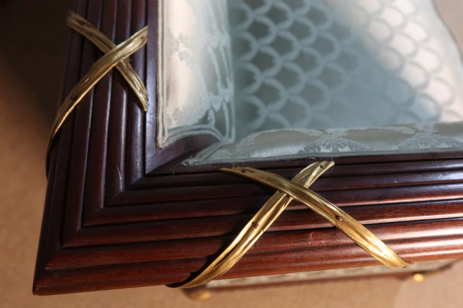 SOFÁN FRANCÉS DEL SIGLO XIX