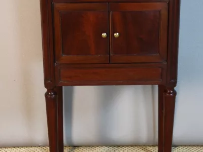 MESA OCASIONAL ESTILO LUIS XVI