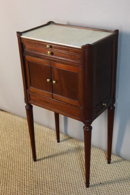 MESA OCASIONAL ESTILO LUIS XVI